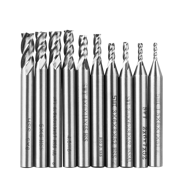 Dix fraises en bout 4 dents en acier brillant de 1,5 à 6 mm, queues frappées SWT avec les tailles et HSS